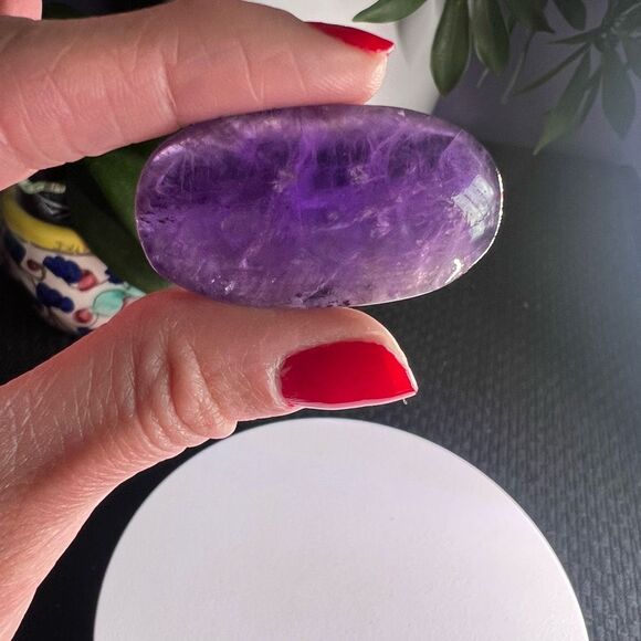 Amethyst Crystal Meditation Palmstone (1) - Picture 2 of 13